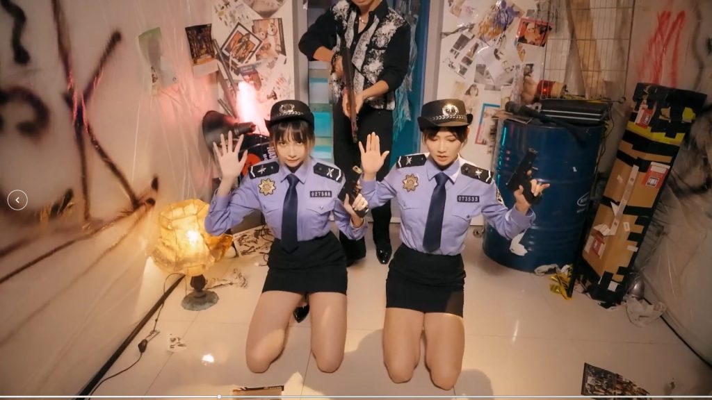 【PC/官中/国产/SLG游戏/2.20G】 涩点点 女警姐妹花  米欧 官方中文版+国语发音+国产SLG游戏+2.20G
